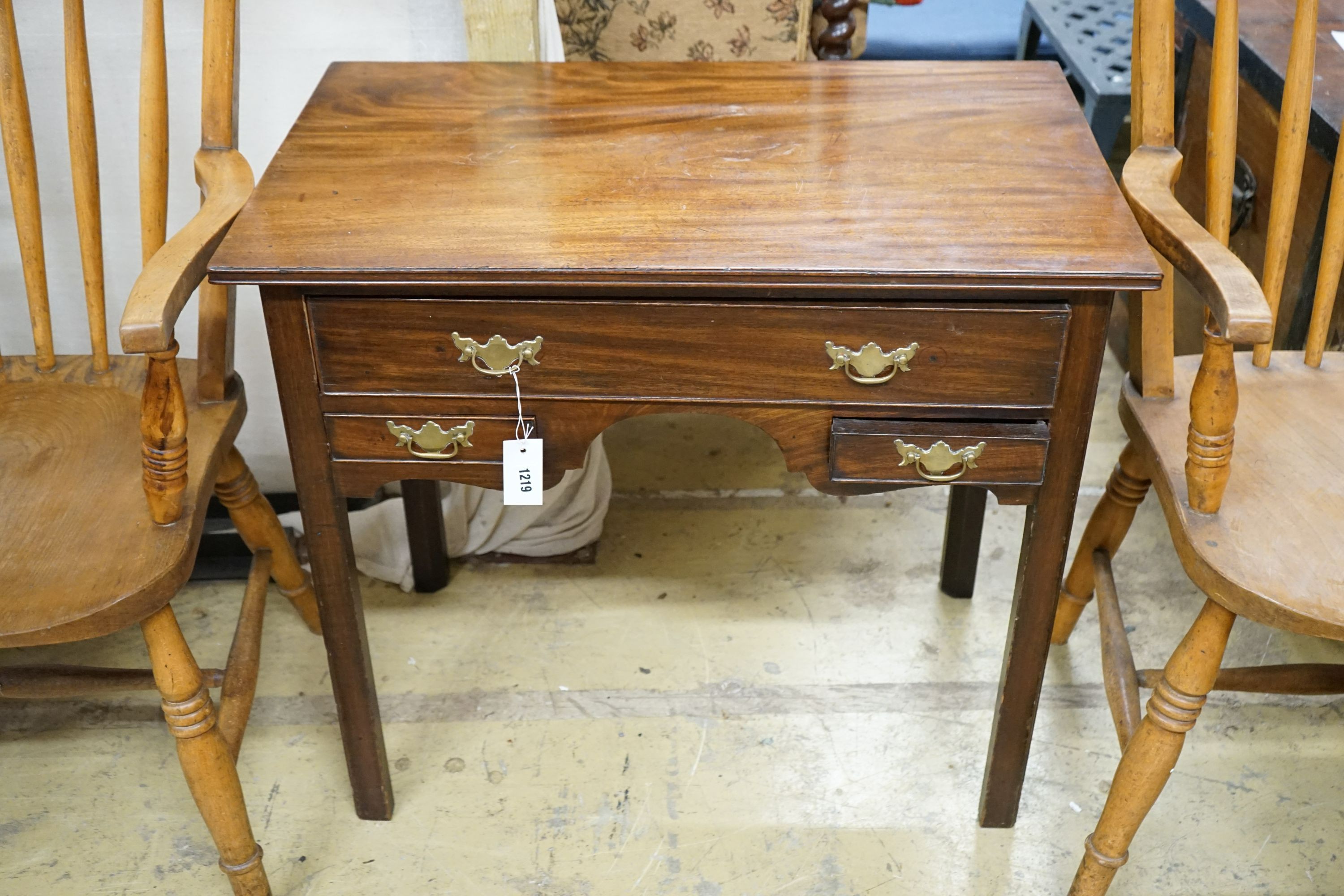 A George III mahogany lowboy, width 80cm, depth 49cm, height 72cm